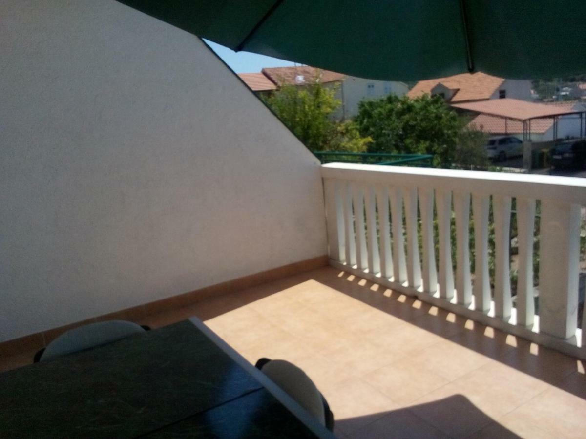 Apartman "Tatjana" Jezera Exteriör bild