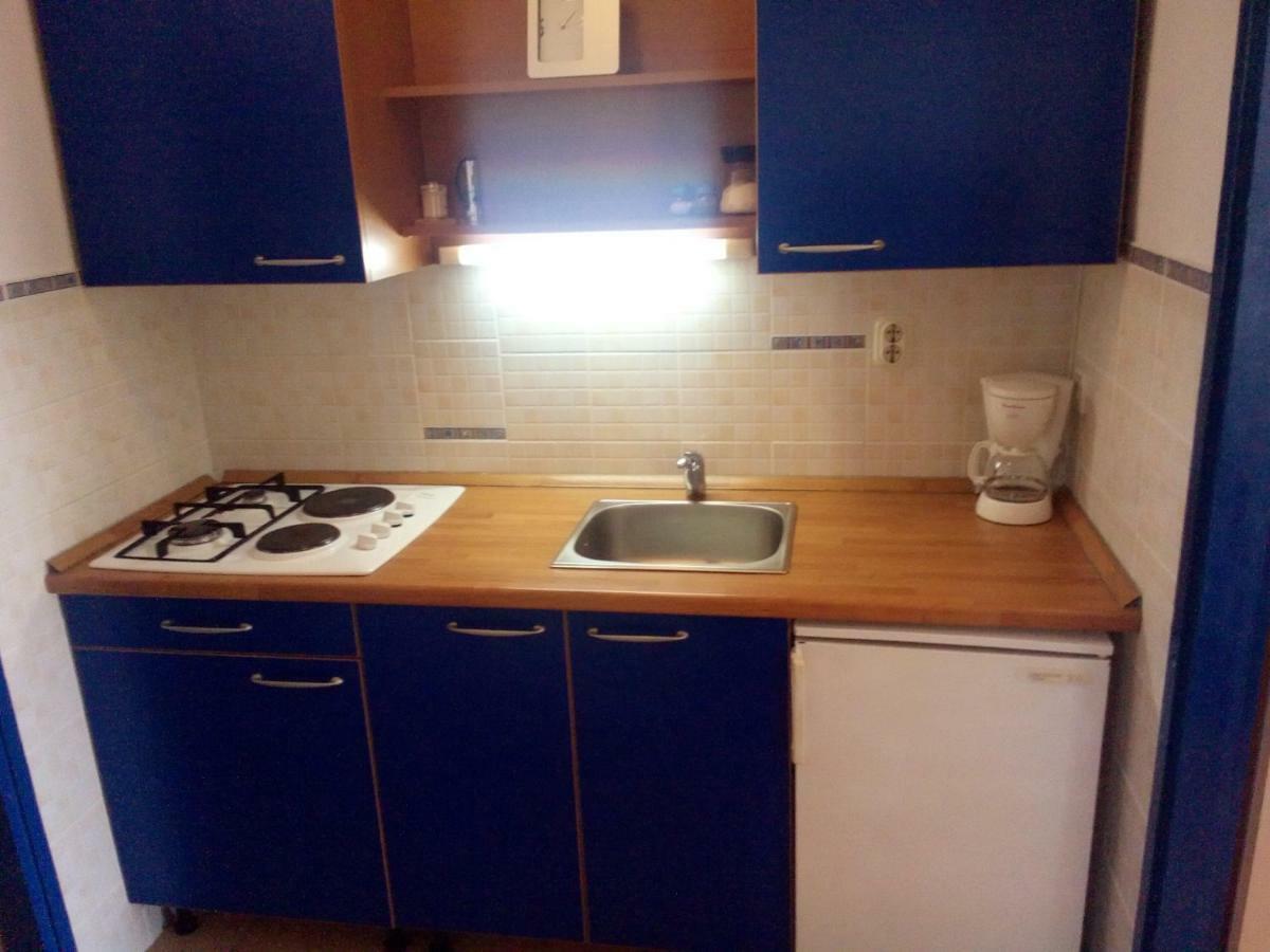 Apartman "Tatjana" Jezera Exteriör bild